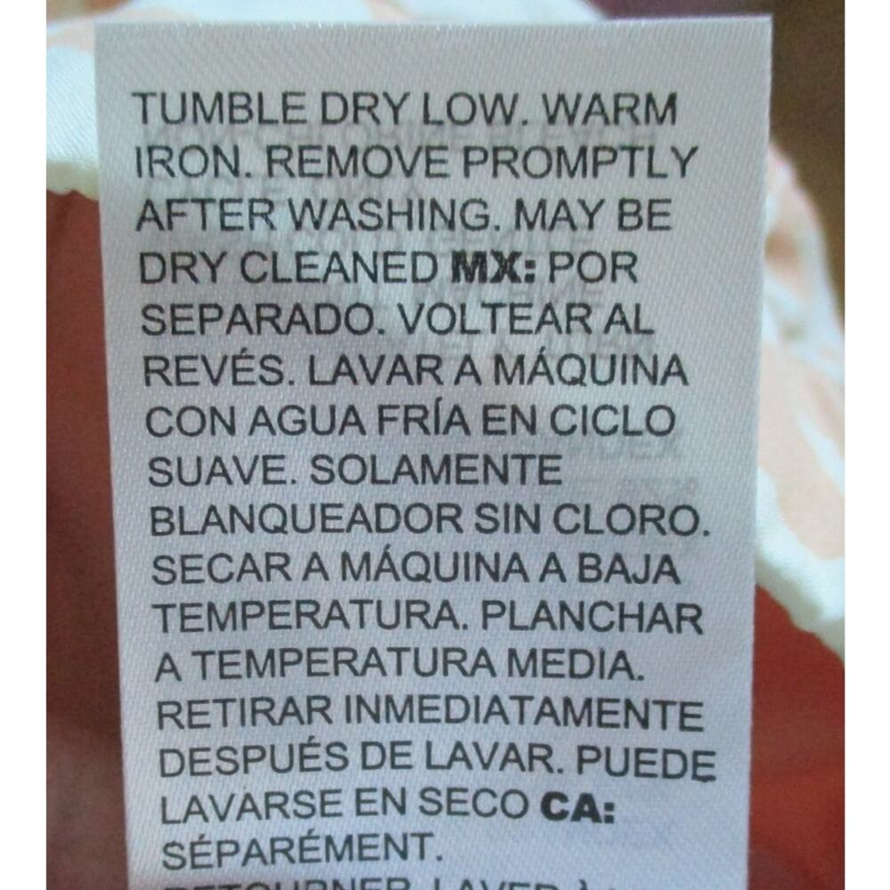 Chico's Zenergy Women's Skort & Shirt Set Peach NWT Size 4/6 - Picture 15 of 16